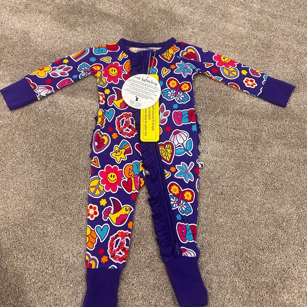 Kiki and Lulu bamboo pajamas NWT be groovy sold out print - Picture 2 of 7